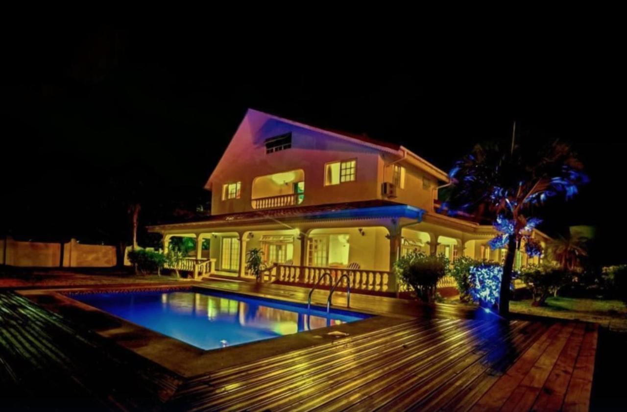 Villa Confort Grand Anse  Exteriör bild